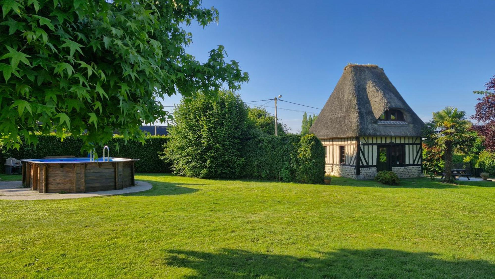 Gites De La Ferme De L'Eglise Fatouville-Grestain ภายนอก รูปภาพ